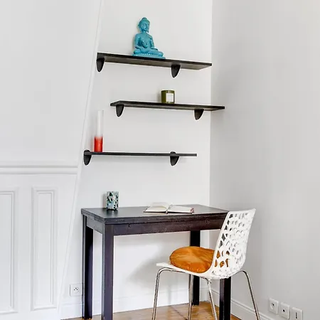 Stylish 1br Steps From Le Marais & Montorgueil Apartment Paris