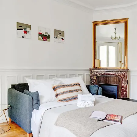 Stylish 1br Steps From Le Marais & Montorgueil Paris